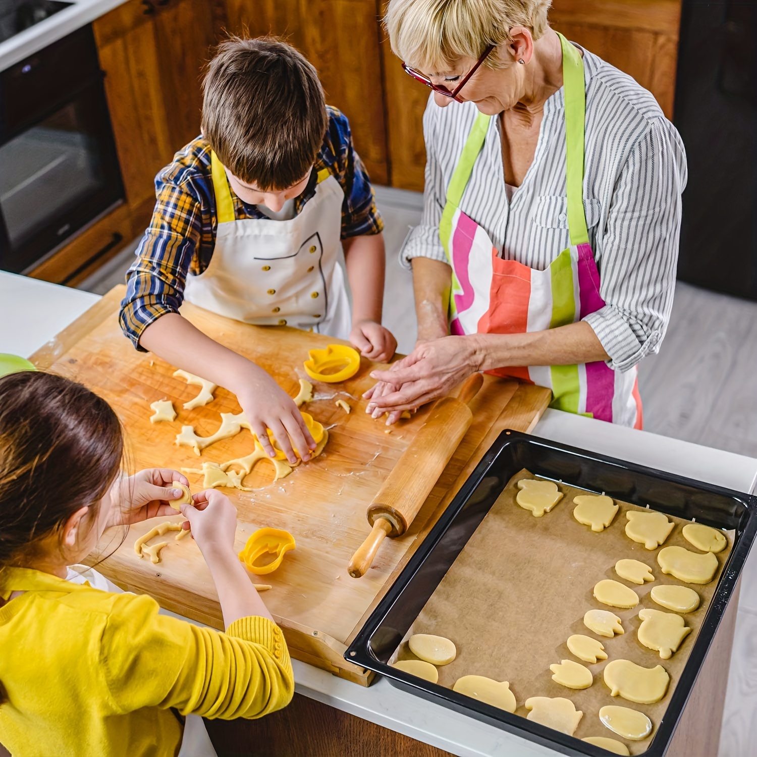 1 Roll Heavy Duty Non-Stick Parchment Paper for Baking, Grilling, Air Fryer & Steaming - Silicone Oil Resistant Baking Sheets for Chicken, Fish, Vegetables & More - Perfect for Holidays & Everyday Kitchen Use