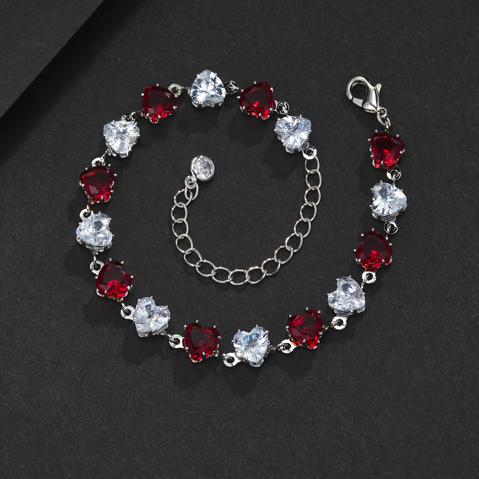 E-shop 5100 Rotes und Weißes Herz Armband mit buntem Herz Design, im eleganten Vintage-Stil. Ein perfektes Geschenk zum Valentinstag, geeignet für
