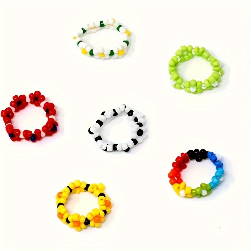 Vintage Boho Flower Ring Set for Women - 20 Pcs Beaded Stretch Rings