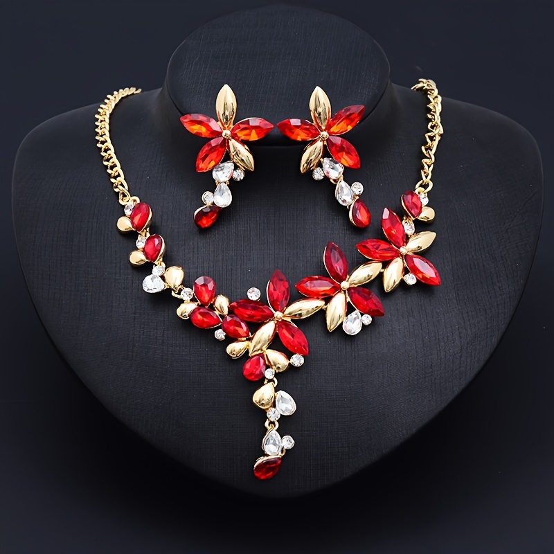 

Elegant Faux Crystal Colorful 5 Leaf Flower Earrings Necklace Set Fashion All-match Women's Alloy Rhinestones Jewelry Set Daily Banquet Wedding Fashion Accessory, Festive Gift Jewelry Set For Ladies