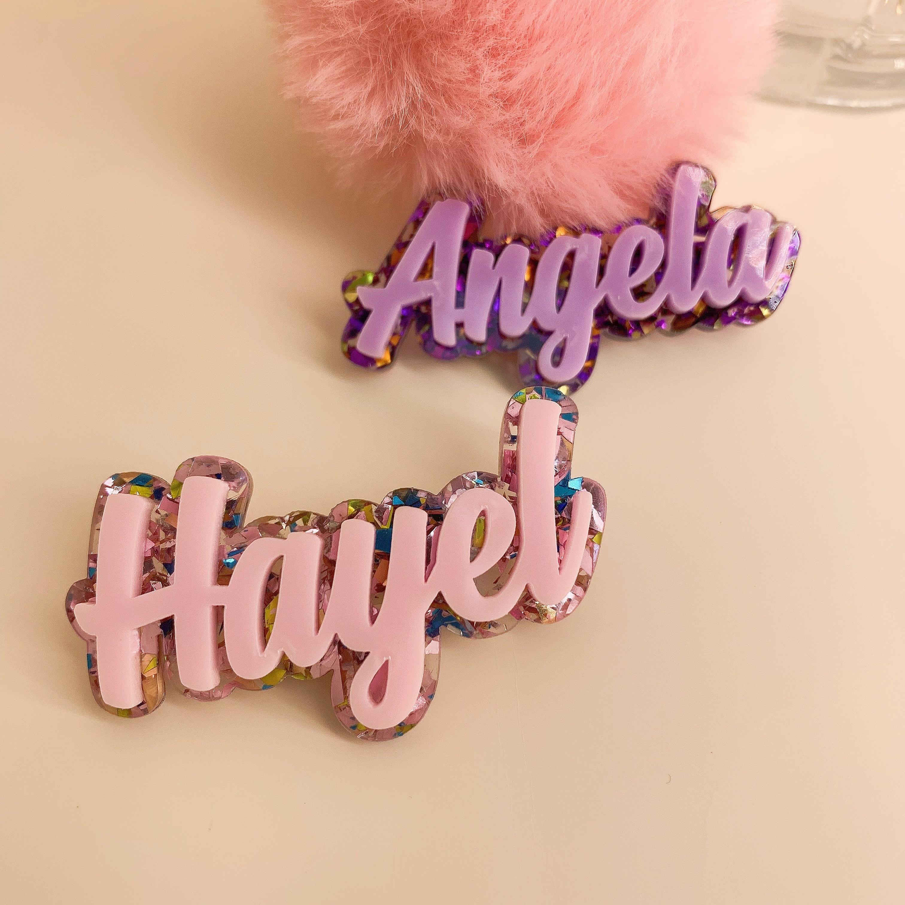 personalized acrylic name pins angela   festive and chic   parties or christmas gifts details 1