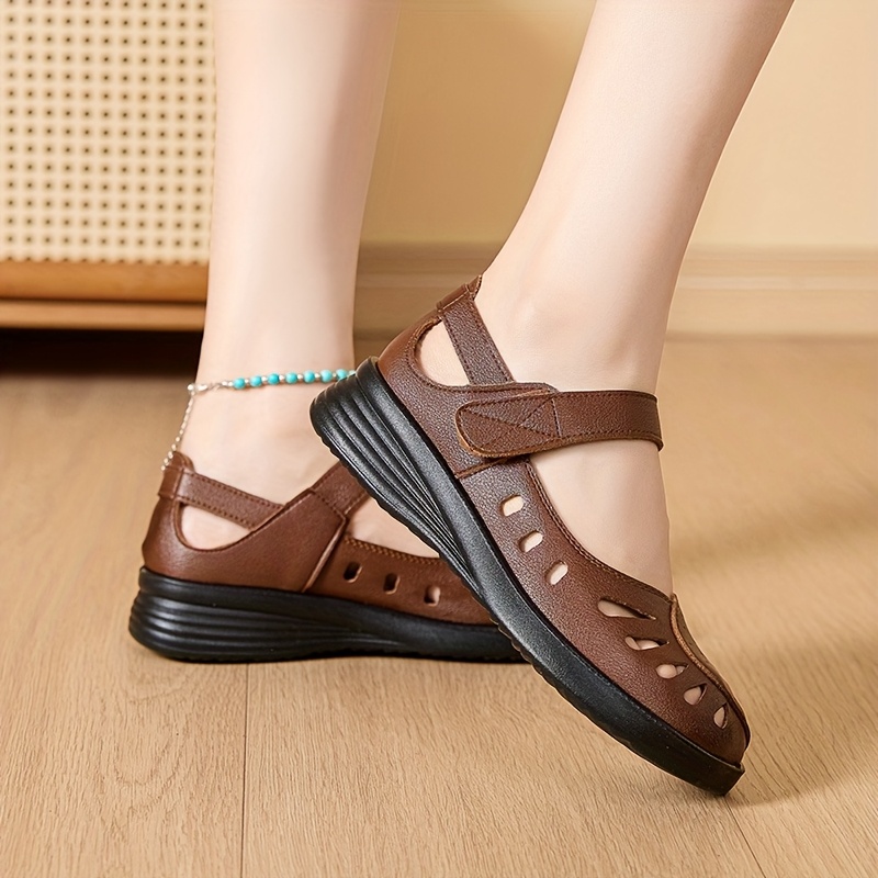 Soft-Soled Wedge Heel Women'S Baotou Open-Toe Sandals, Hollowed Out with Pattern Design, Non-Slip And Comfortable, Suitable for Daily Casual Walking, Closure for Easy Wearing And Taking Off, Suitable for Work, Workplace, And Travel, Women Shoes