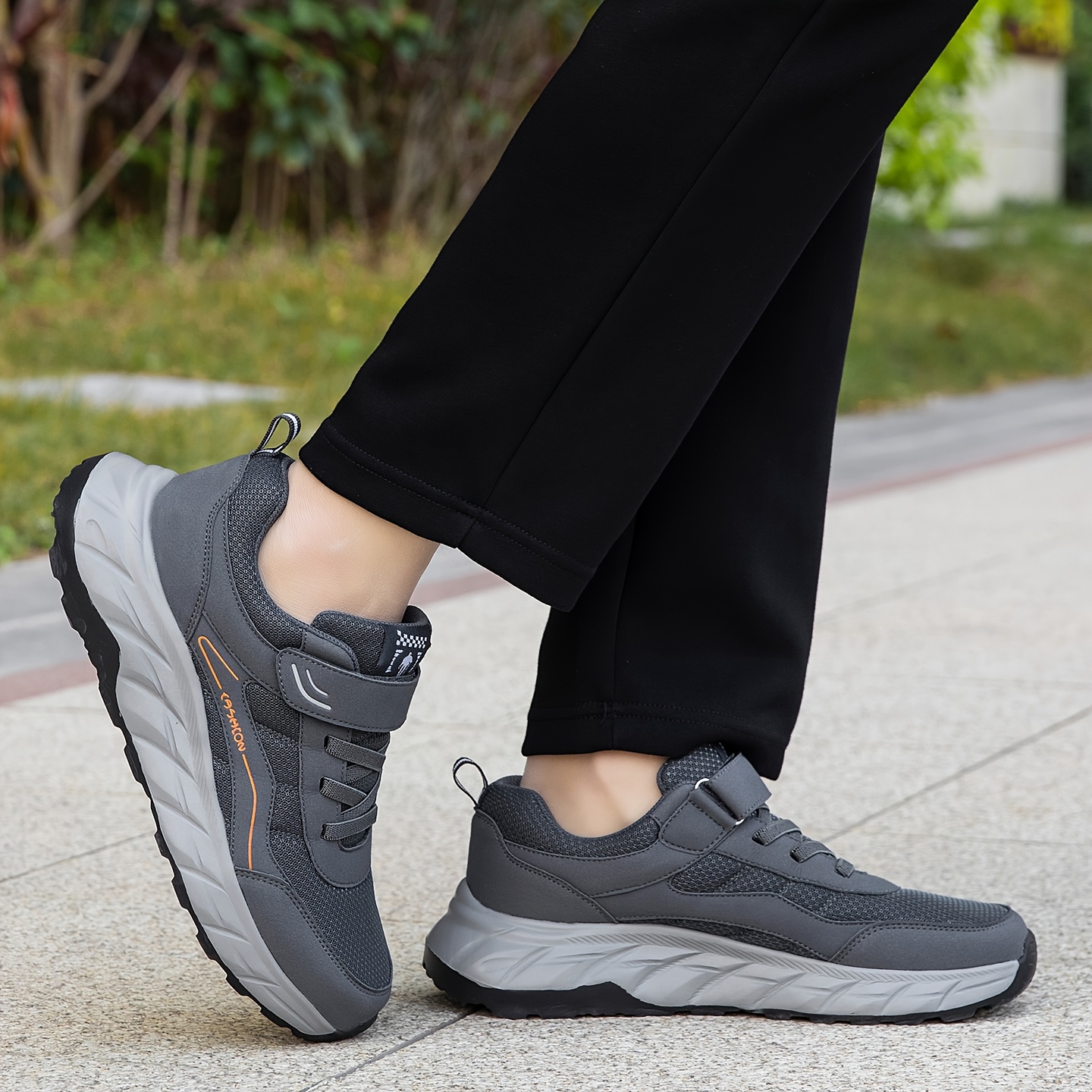 Men's Casual Sneakers, Plus Size, Thick Sole, Anti-Slip, Lightweight and Easy to Wear