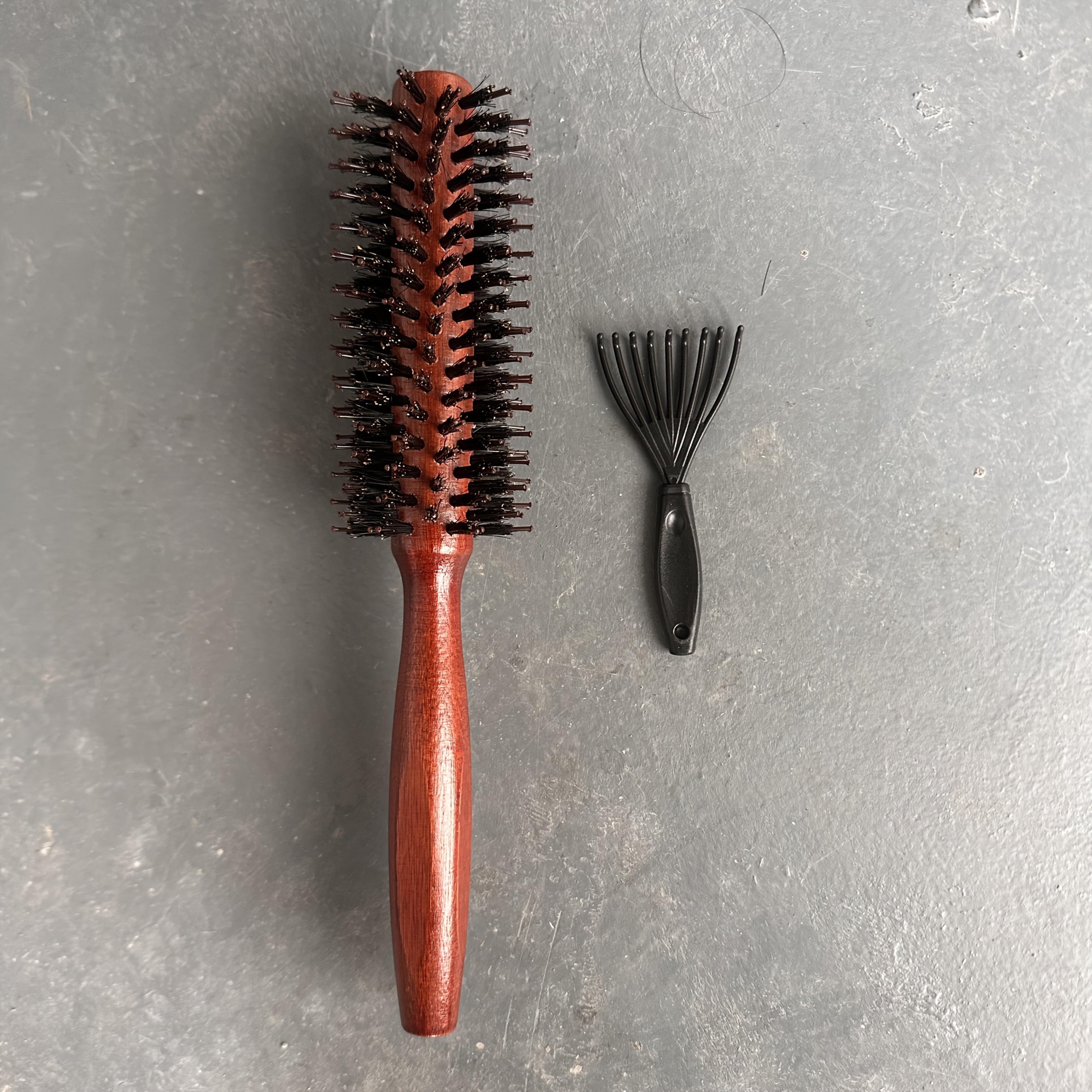 TEMU 2pcs Cleaning Claw And Bristle Round Comb , Suitable For Men And Women, With Functions Such As Smoothing, Removal, Combing, Styling, Beard