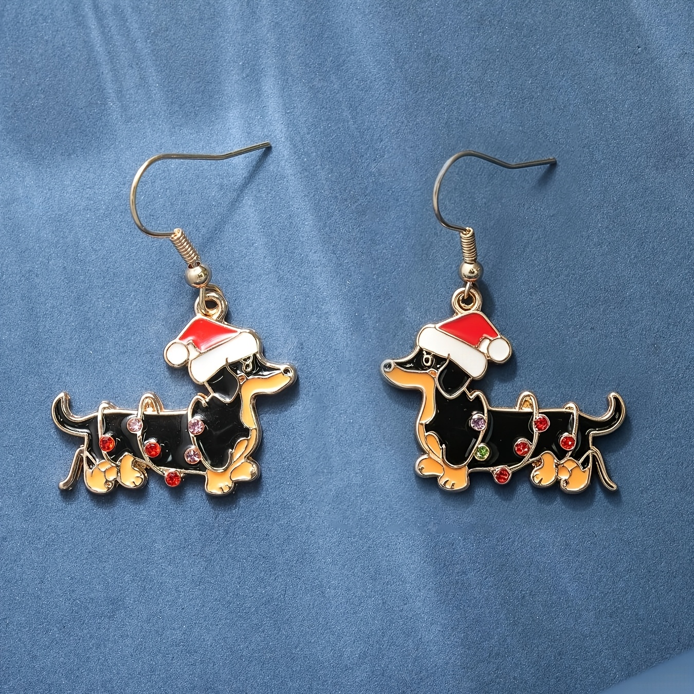 TEMU 1 Pair Of Cute Cartoon Christmas Drip Dachshund Dog Women's Earrings, Suitable For Autumn And Winter Wear