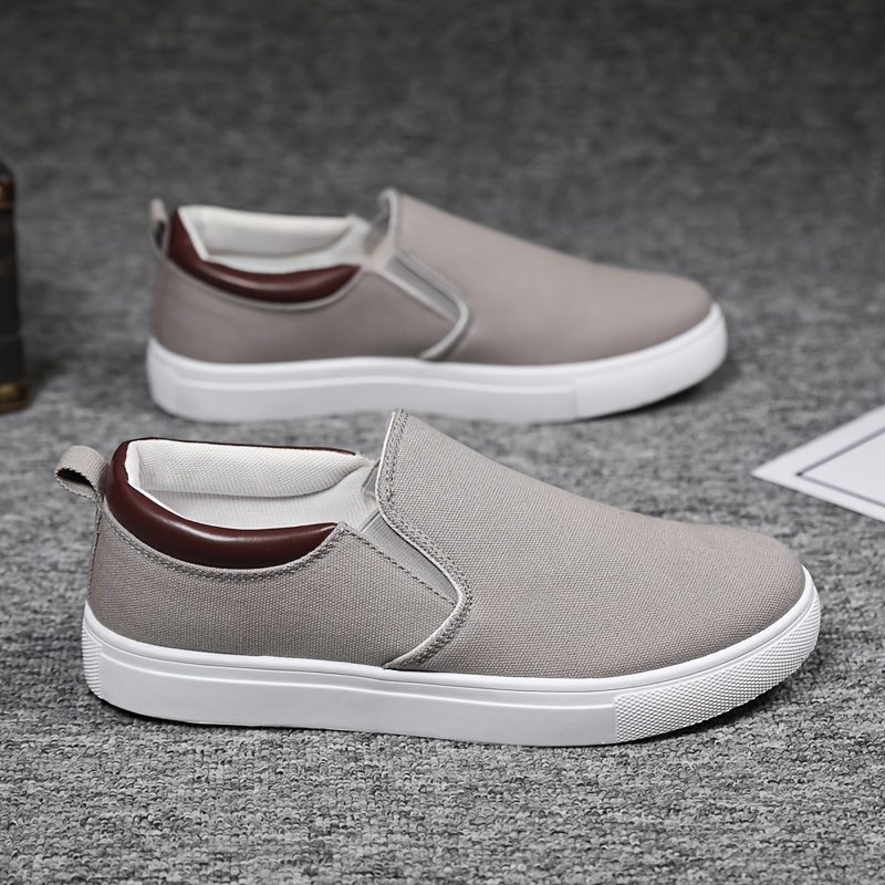 Mocassins Homme Toile Slip-On Chaussures Basses Rétro pour Hommes - Légères, Respirantes et Antidérapantes - Adhérence Tout Terrain, Semelle et Tissu en Toile, Chaussures de Skate Décontractées Adaptées au Quotidien, Extérieur, Salle de Sport - Confortables et Durables