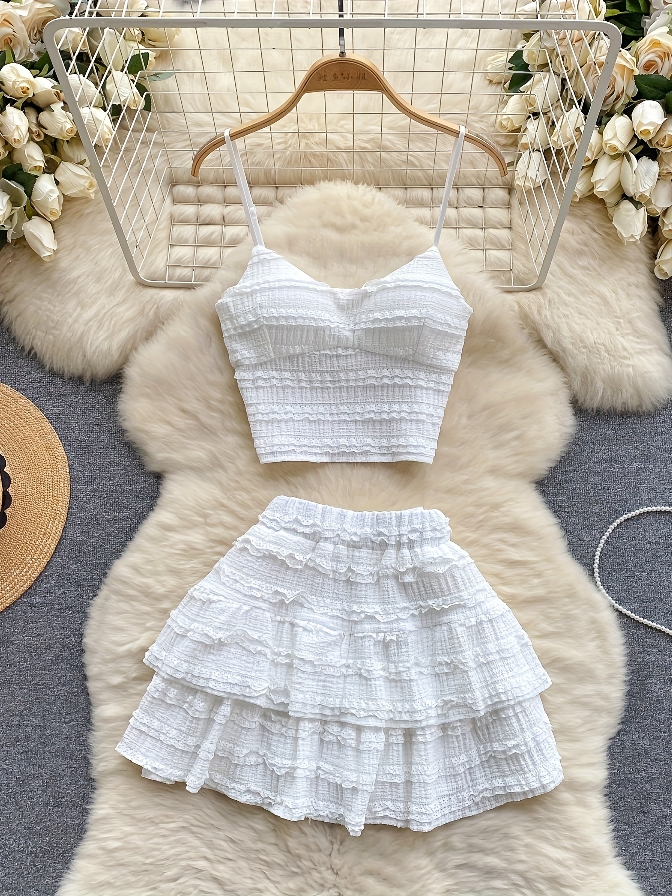 Crop Top Lace Top Pleated Skirt Dress Birthday Outfits For Women