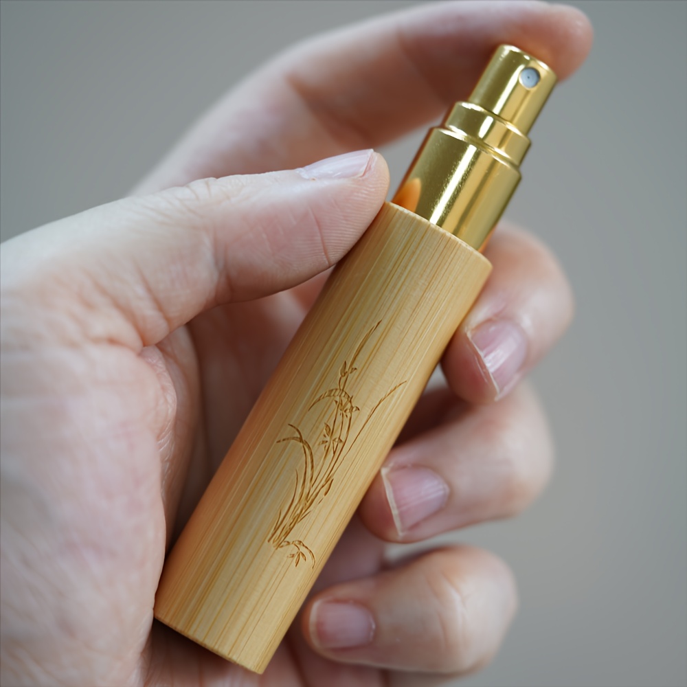 Chinese Style Plum Orchid Bamboo Chrysanthemum Bamboo Wood Casement Spray Bottle Essential Oil Perfume Atomization Empty Dispensing Bottle Shading Bottle 10ml