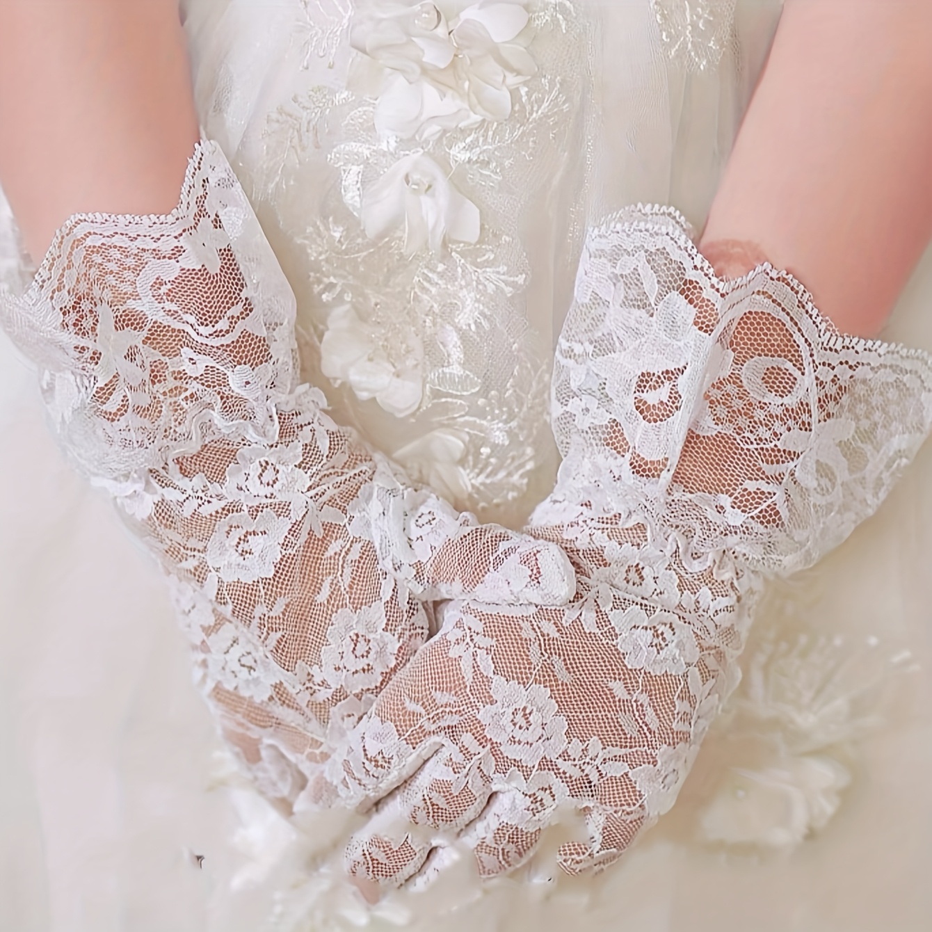 pair girls white breathable bow lace high end wedding gloves