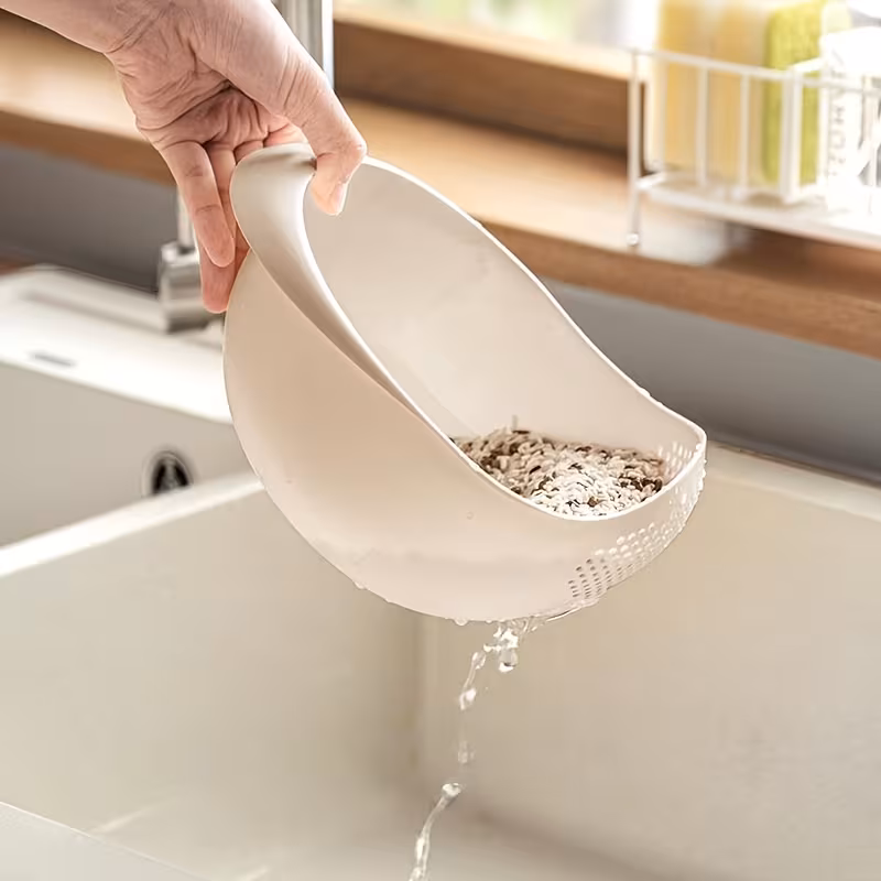 1pc durable strainer bowl with built in for ly rinsing small and kitchen prep materials ideal for draining cooked pasta vegetables multi purpose colander water drainage practical kitchen gadget Product details 4