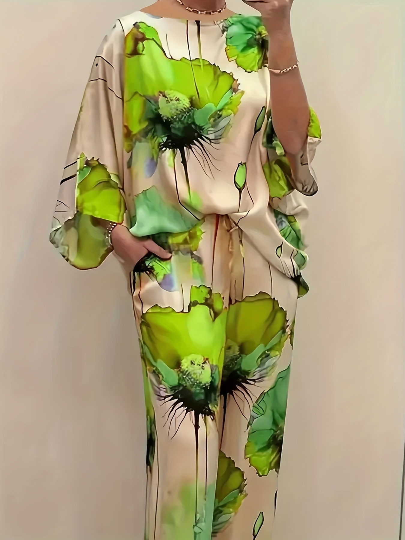 Women's Elegant Floral Print Satin Two-Piece Set with Round Neck Top and  Wide-Leg Pants