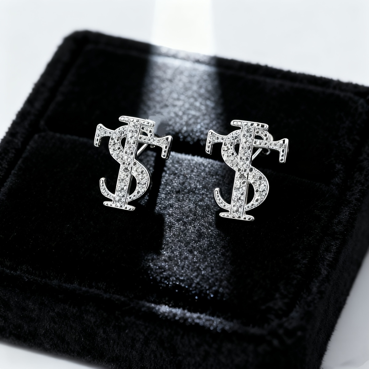Women's Minimalist 3D 'STK' Letter Stud Earrings, Geometric Style