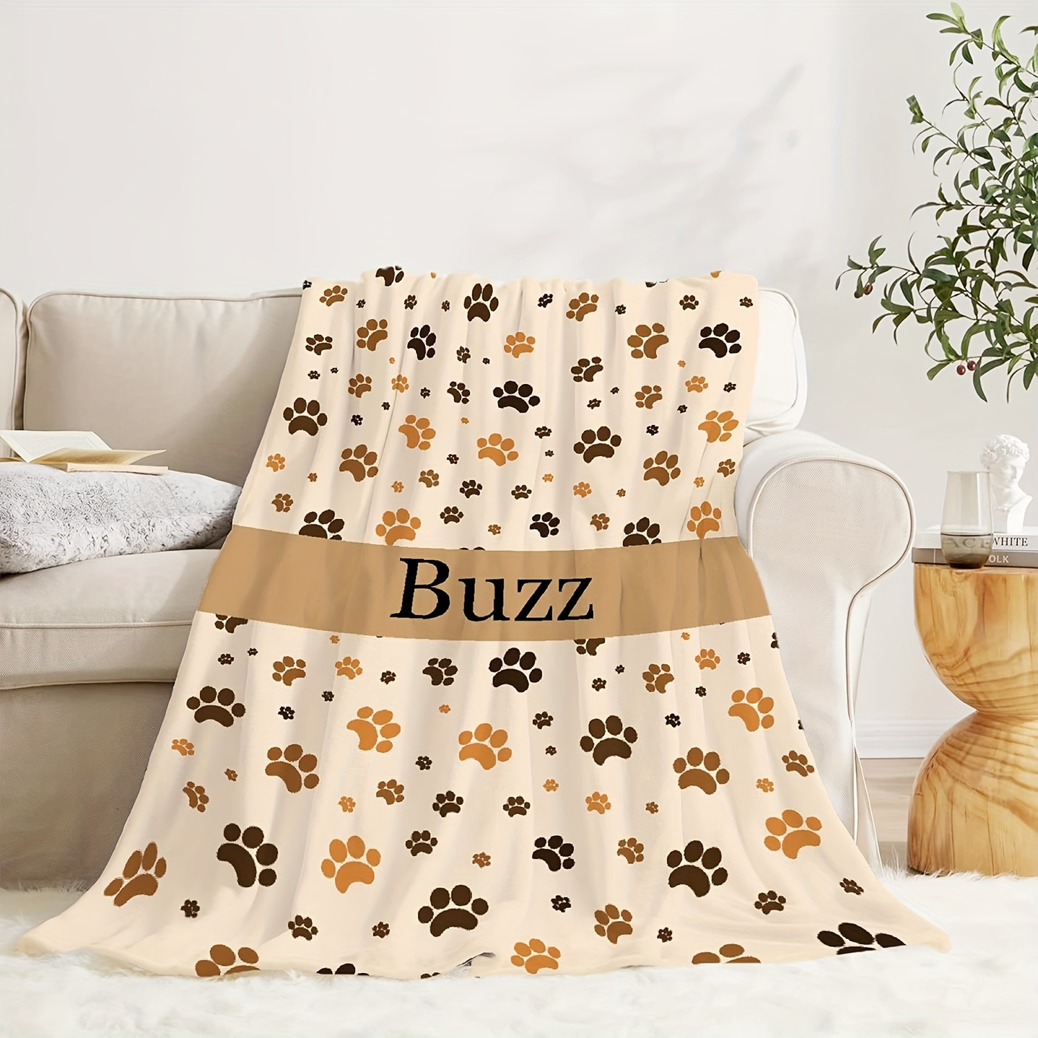 

Custom Dog Name Paw Print Flannel Blanket - Soft, Warm & Pet Throw For Couch, Bed, Office - Ideal Gift For Dog Lovers - Machine Washable, Dog Blanket