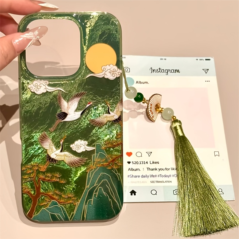 

Vortex Pattern High Mountain Phone Case With Fan Tassel For Iphone 11 12 13