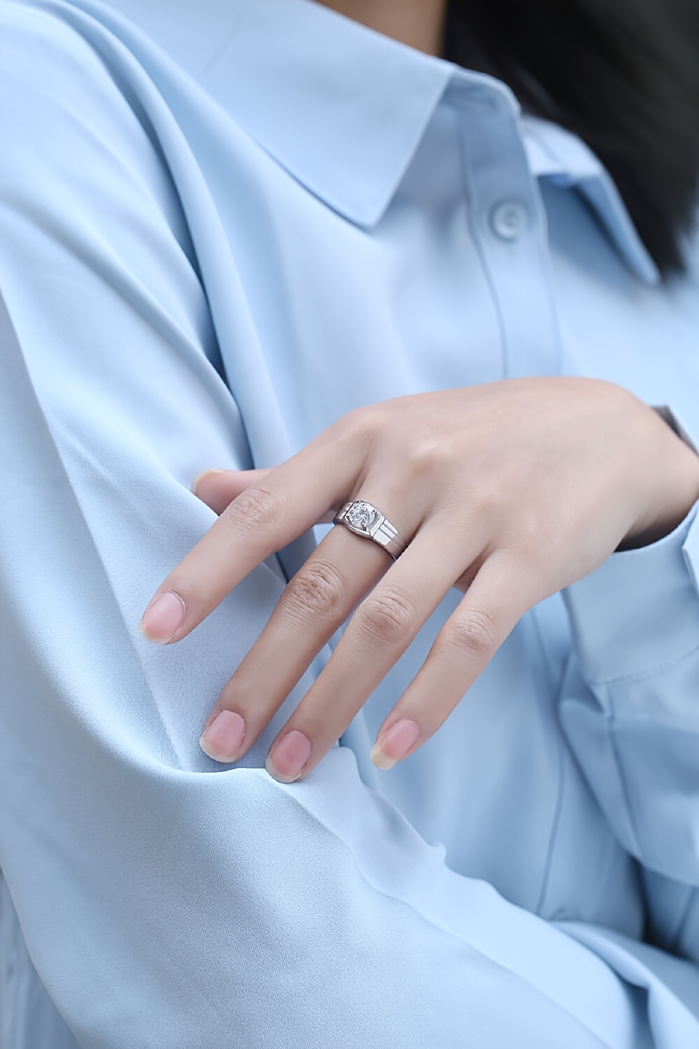 莫桑石和钻石的对比图，莫桑石和钻石好区分吗