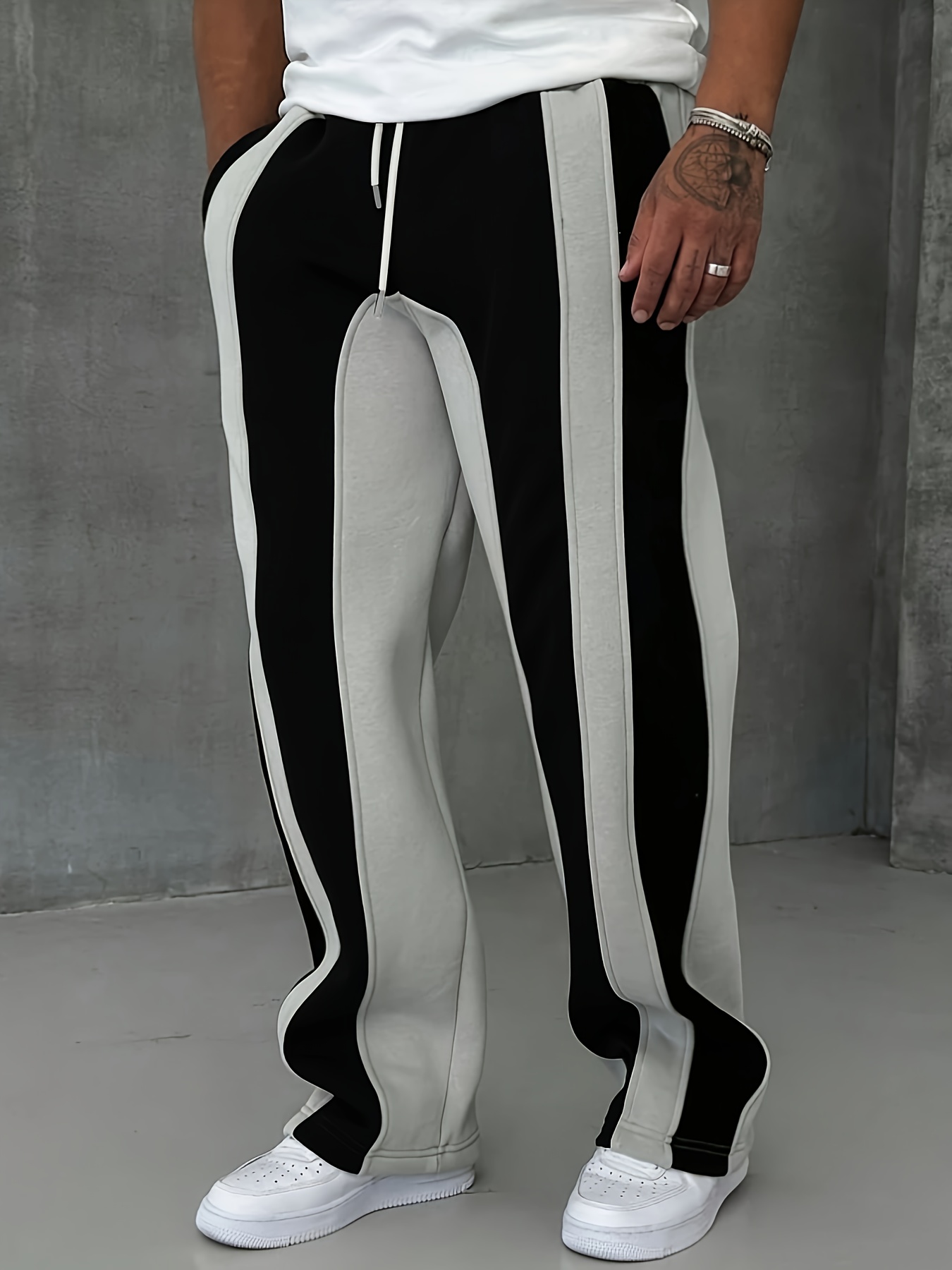 Men's Casual Patchwork Knitted Trousers, Slightly Elastic Fabric, Elasticated Waist, Suitable for Outdoor Wear All Year Round.