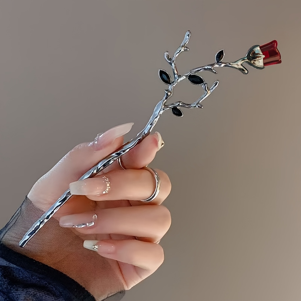 A Fashionable Gothic Hairpin, Retro Elegant Dress Up Headwear, Rose Vine Decoration, Fashionable Hair Additions, Women's Headwear Additions, Ideal Headwear For Taking Pictures And Gifts - Single Item