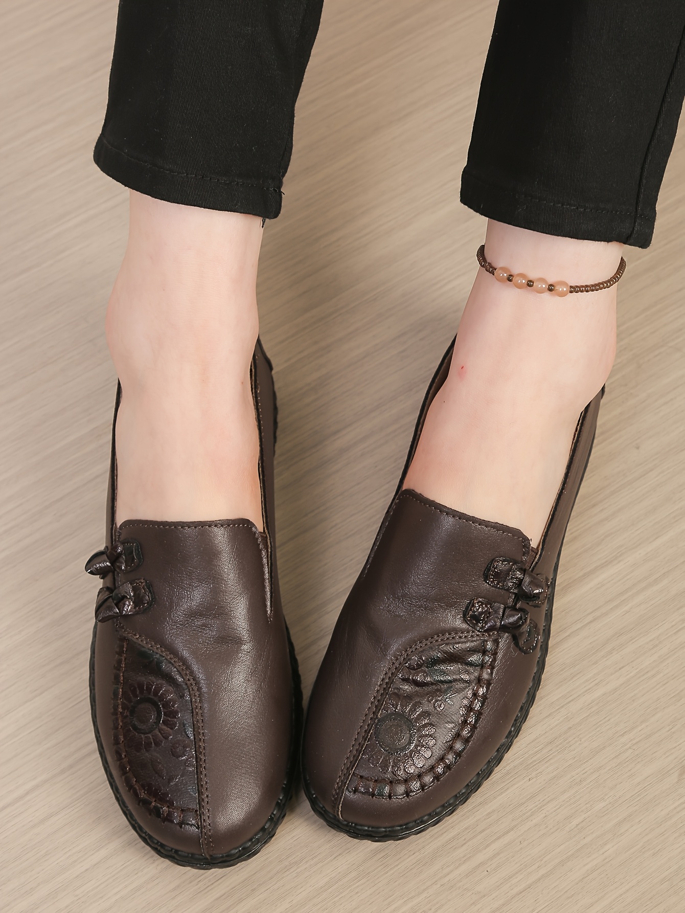 2026 New All-season Fashionable Women'S Flat Casual Shoes for Middle-aged and Elderly Mothers | Polyurethane Upper, Fabric Inner, Faux Sole, Wide Fit, Slip-on Closure, Women Shoes