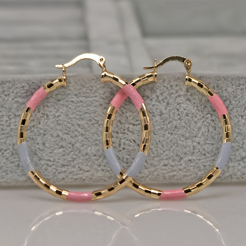 Image of A Pair Of Stylish And Creatively Designed Bohemian Earrings Suitable For Women's Everyday Wear