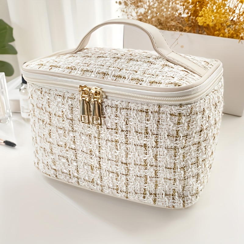 

Elegant Cosmetic Bag - Large Capacity, Multi-functional Travel Organizer With Silk Lining, Non-waterproof Polyester