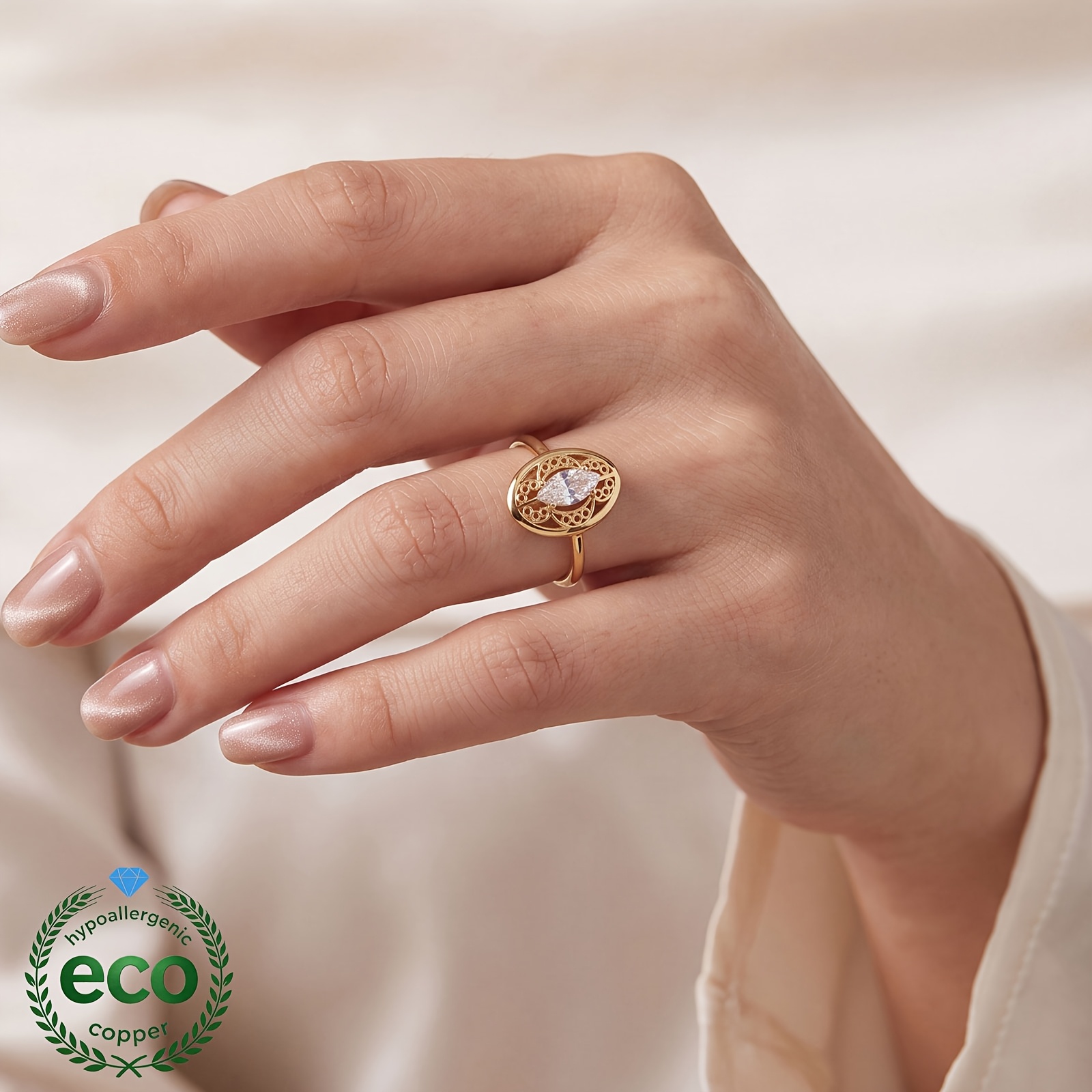 Luxurious Middle Eastern Style Women's Hollow Pattern Ring