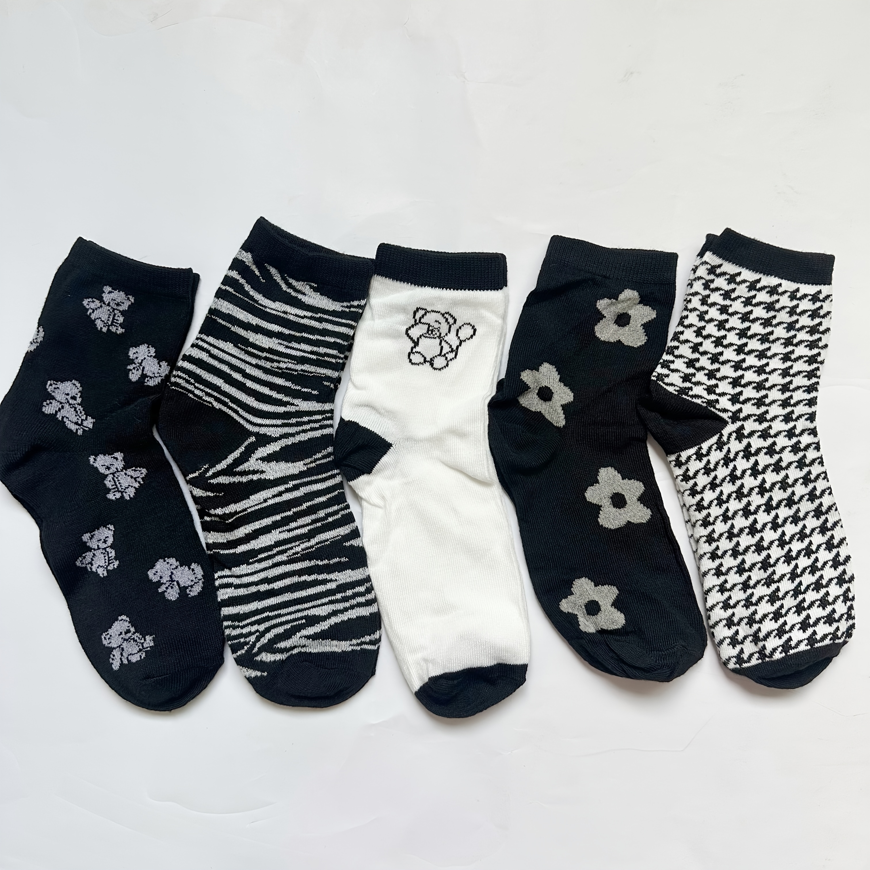 TEMU 5 Pairs Women's Mid-calf Socks - Elegant & Mix Of Floral, & Bear Patterns, Soft Warm Breathable Stacked Socks For Fall Summer, Casual Office