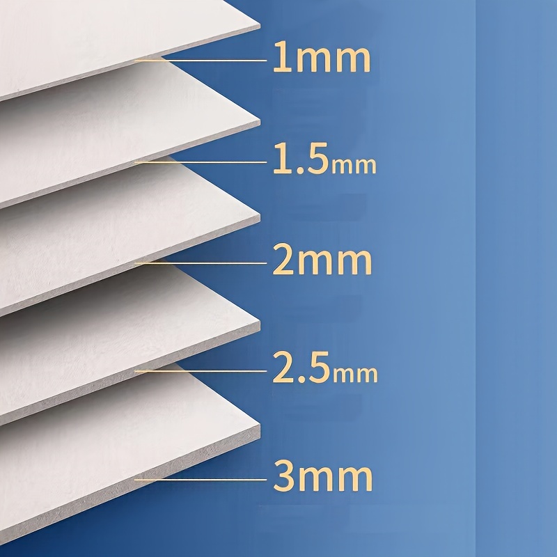 

Ensemble de plusieurs feuilles de papier Bristol A4 - 10 feuilles d'épaisseurs assorties (1mm/1.5mm/2mm/2.5mm/3mm) pour loisirs créatifs, dessin, emballage et couvertures d'albums