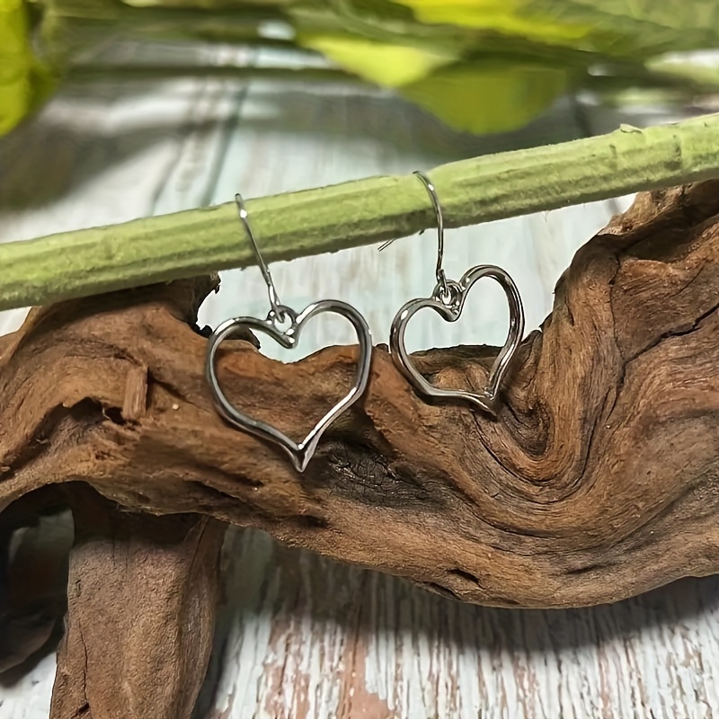 Image of Silvery Hollow Heart Shape Dangle Earrings Retro Easy Style Alloy Silvery Plated Jewelry Valentine's Day Gift For Lovers