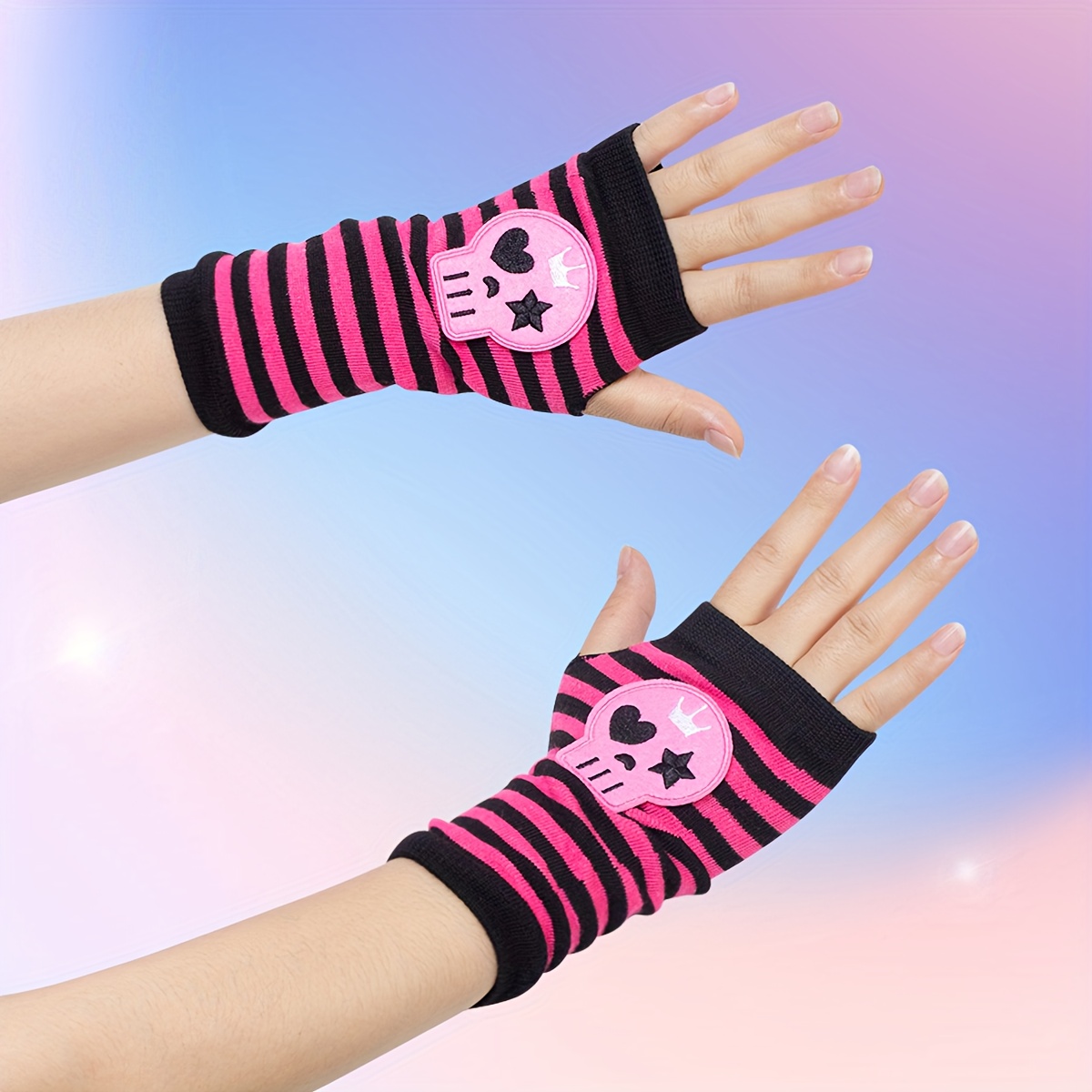 Image of A Pair Of Skull And Heart Embroidered Y2k Spicy Street-style Striped Gloves. The Stripe Seam Joints Are Noticeable. Please If A