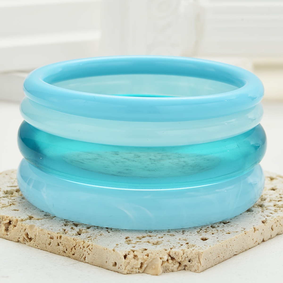 4pc Elegant Resin Bangle Set for Women