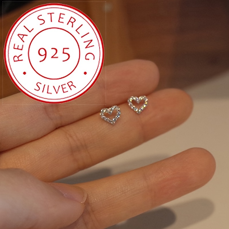 

1.1g/0.04oz S925 Sterling Silver Exquisite Micro Inlaid Zircon Love Heart Shaped Earrings Minimalist Japanese Korean Style Exquisite Mini Heart Earrings Jewelry
