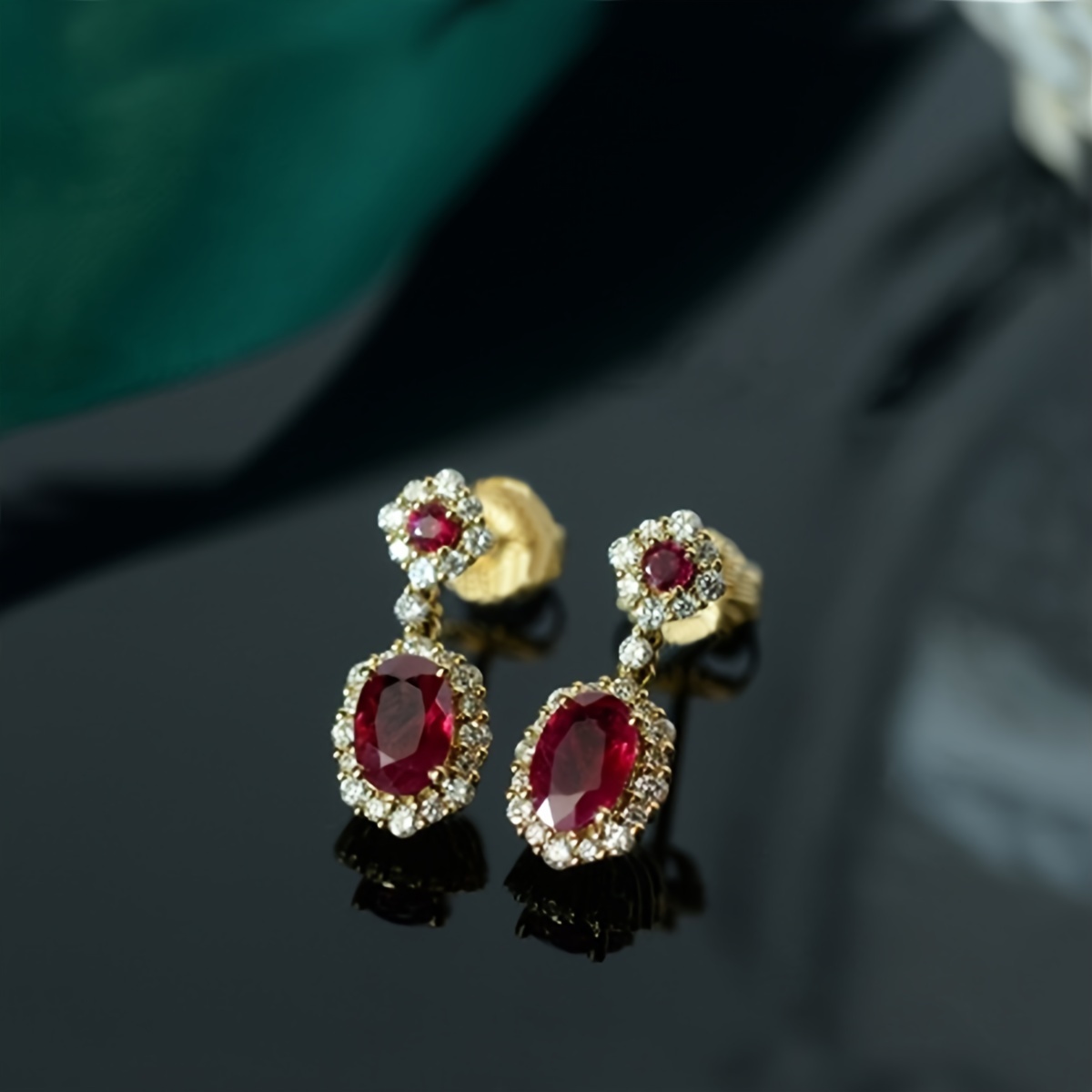 S925 Silvery Ruby Earrings 4g Imitation Ruby for Women