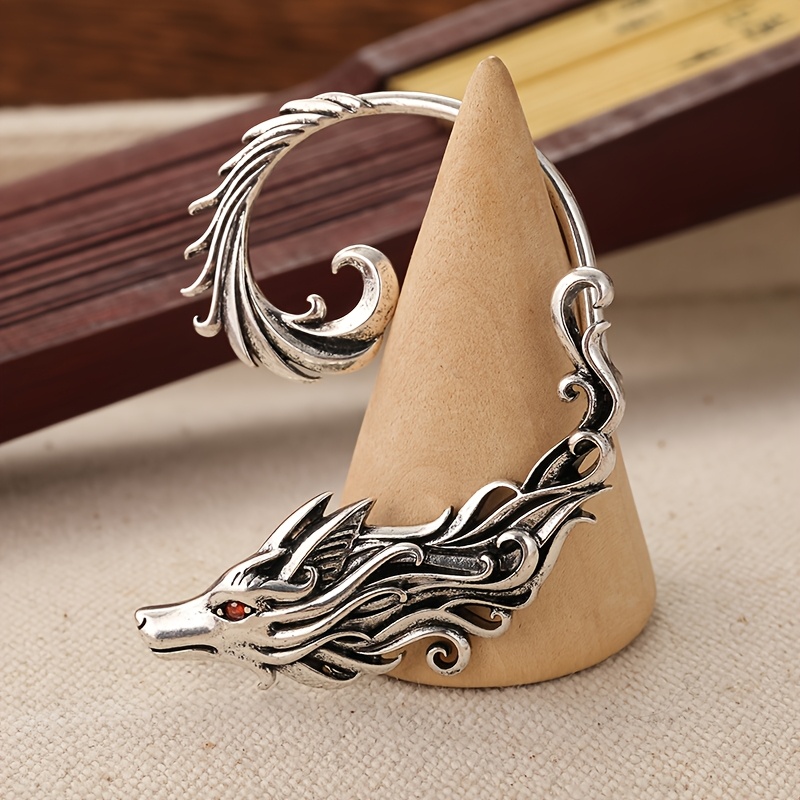 Vintage Wolf Shaped Design Full Ear Earring, Animal Earring, Party Jewelry