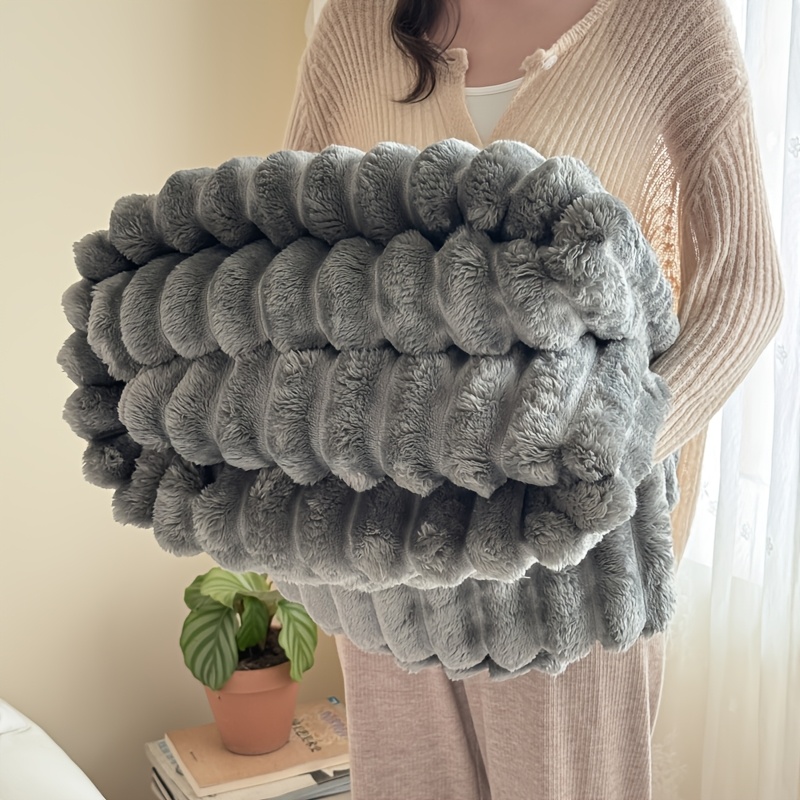 Thickened Blanket, Soft and Comfortable Faux Rabbit Hair