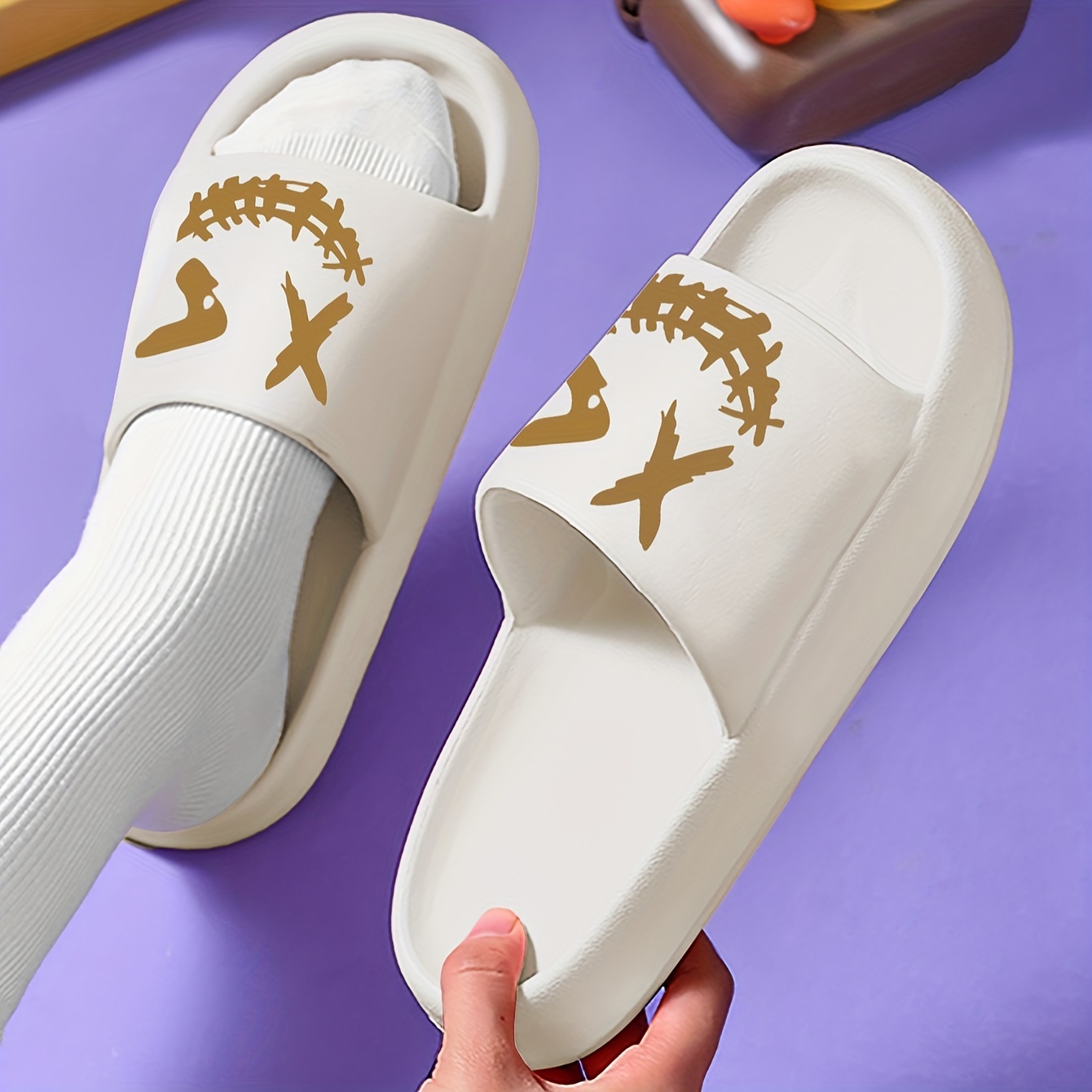 OURANNI Boys' & Girls' Lightweight EVA Slippers - Cartoon Clown Design, Non-Slip Indoor/Outdoor Sandals for All Seasons, Beach & Casual Wear, Black with White Clown Faces, Comfortable Open-Toe Slippers, Beach Footwear, Playful Footwear, Durable Footwear, For Teenager, For Teenager