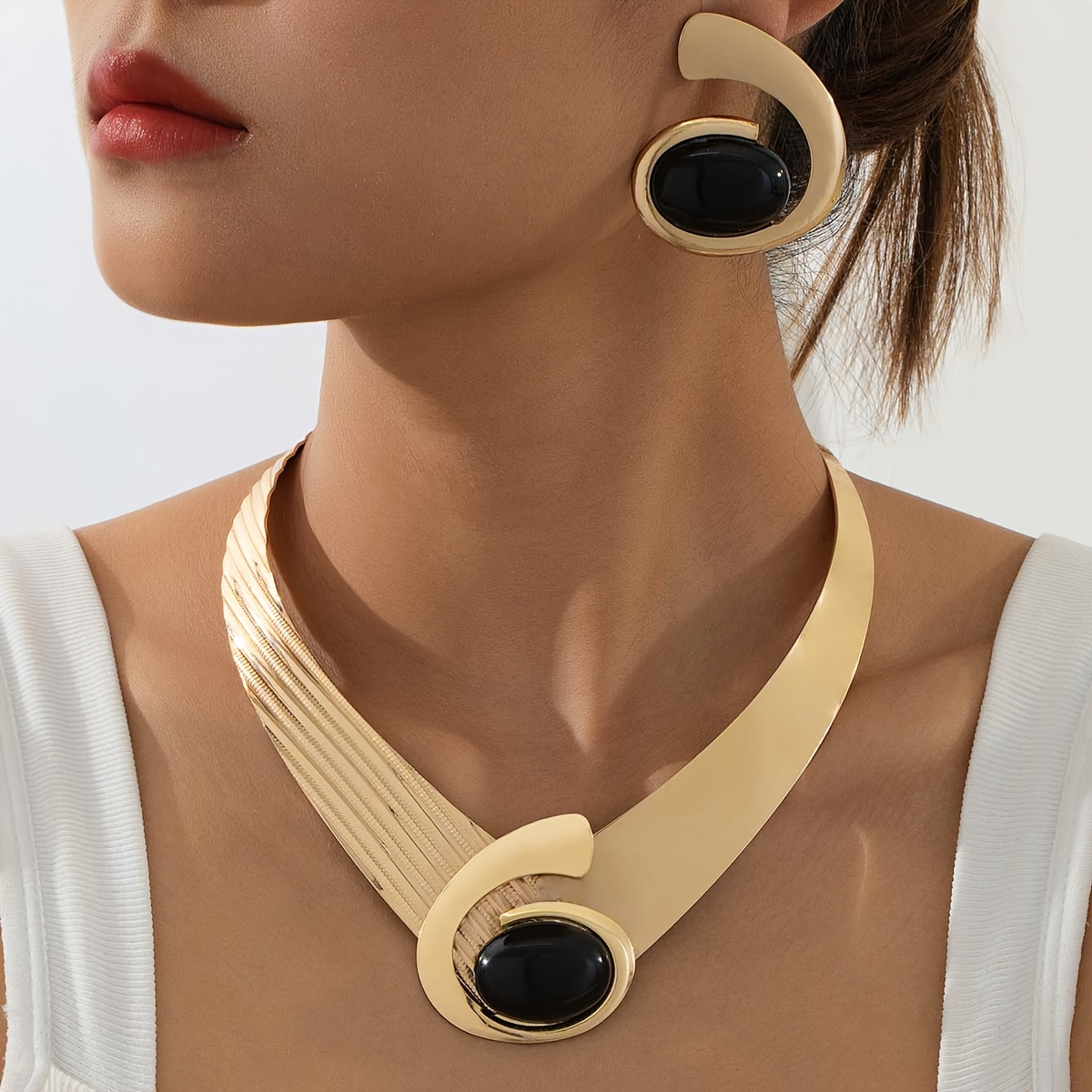 

Bold & Luxurious Geometric Jewelry Set - Irregular Metal Stud Earrings And Collar, Stainless Steel Posts, Parties & Gifts