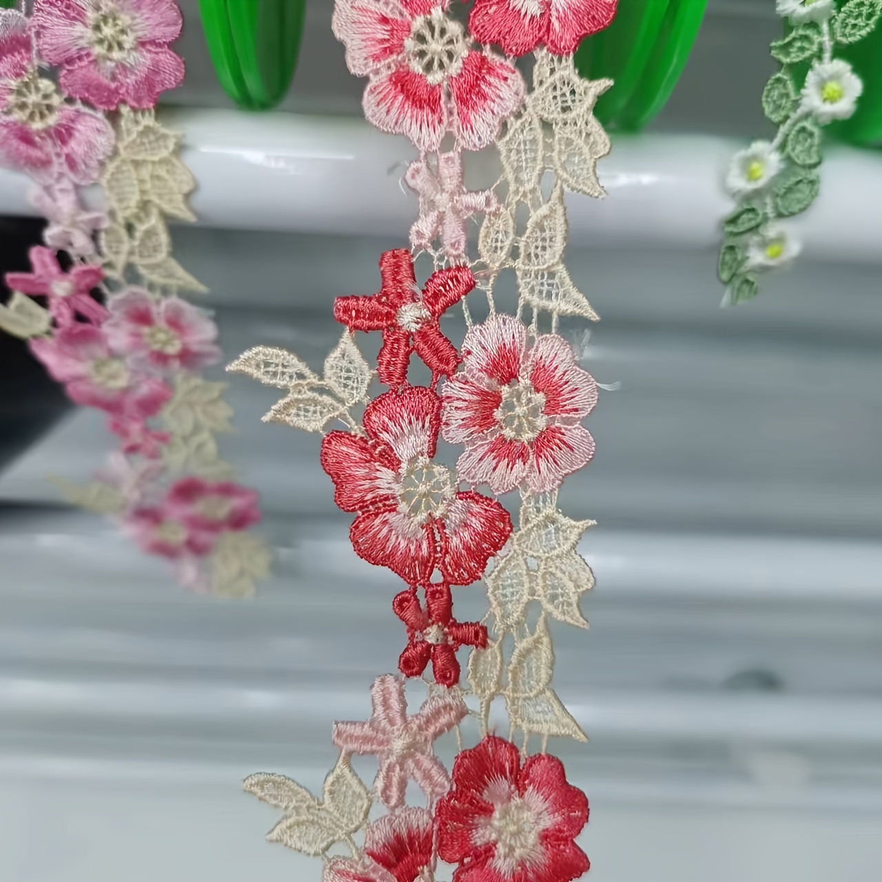 TEMU 1 pièce de Dentelle Brodée Soluble dans , Matériau de Décoration pour Bordure de Vêtements, Idéal pour Qipao