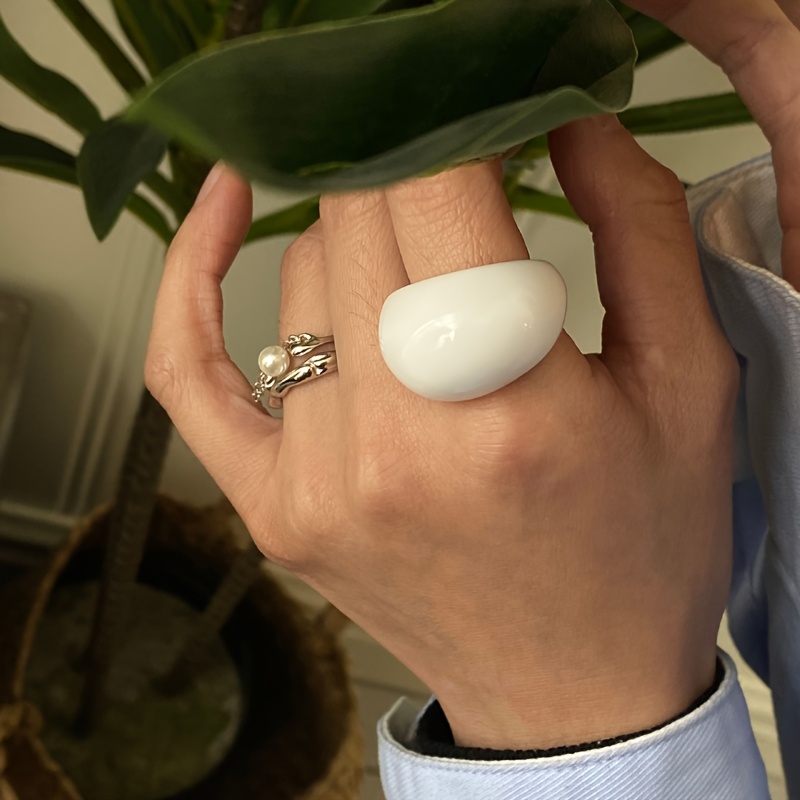 Women's Unique Geometric Retro Resin Ring