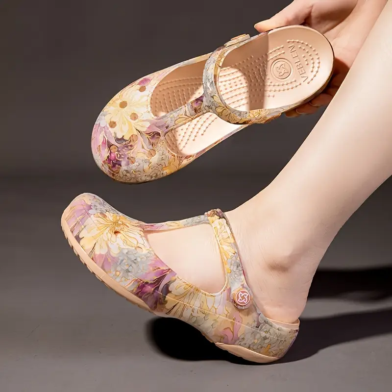 womens toe details 1