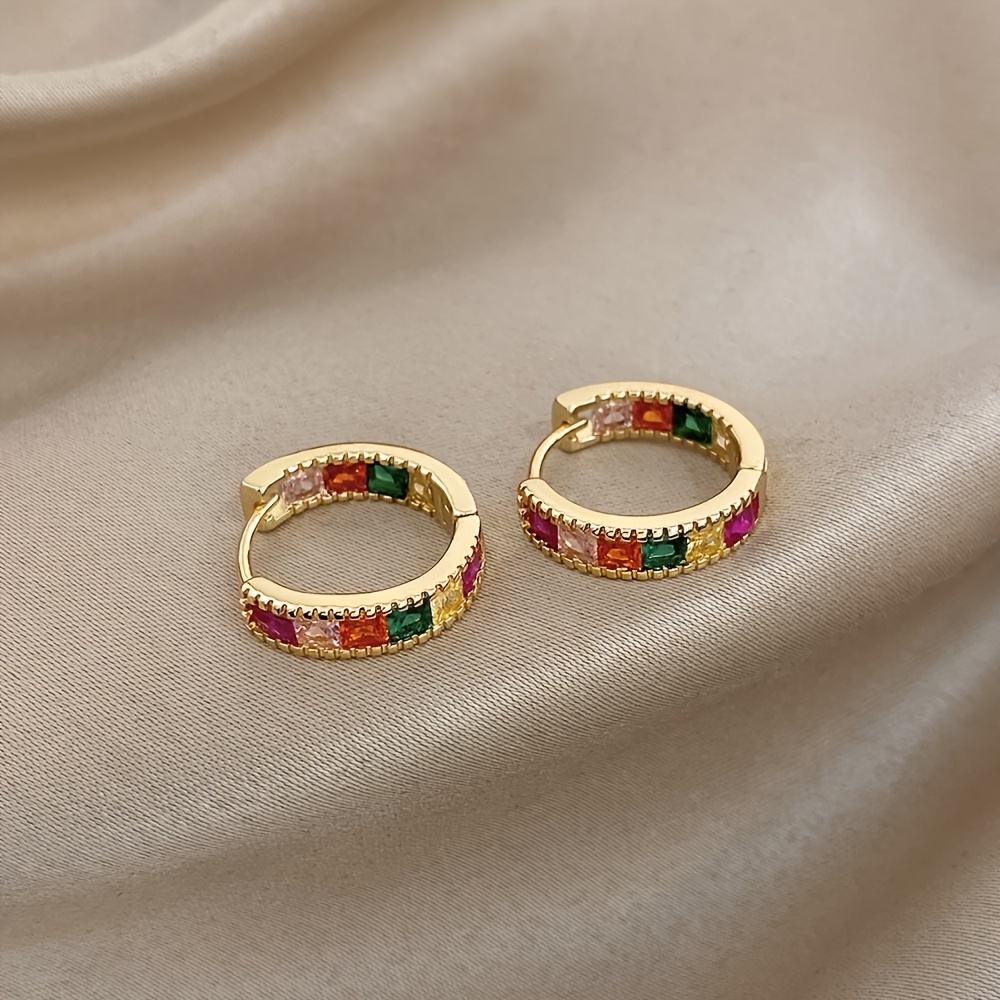 E-shop 2-teiliges Set Persönlichkeit Fashion Bunte Ohrringe Damenmode Edelstahl Ohrringe Herren Schmuckset Valentinstag & Muttertag Schmuckgeschenke