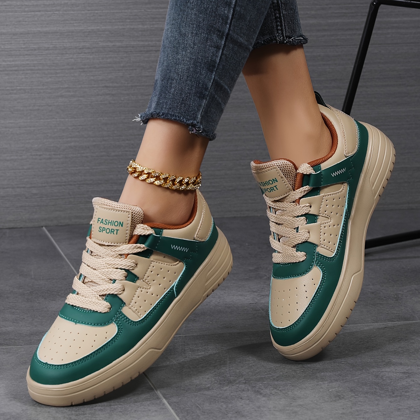 

Women's Colorblock Casual Sneakers, Lace Up Platform Soft Sole Walking Skate Shoes, Low-top Breathable Trainers