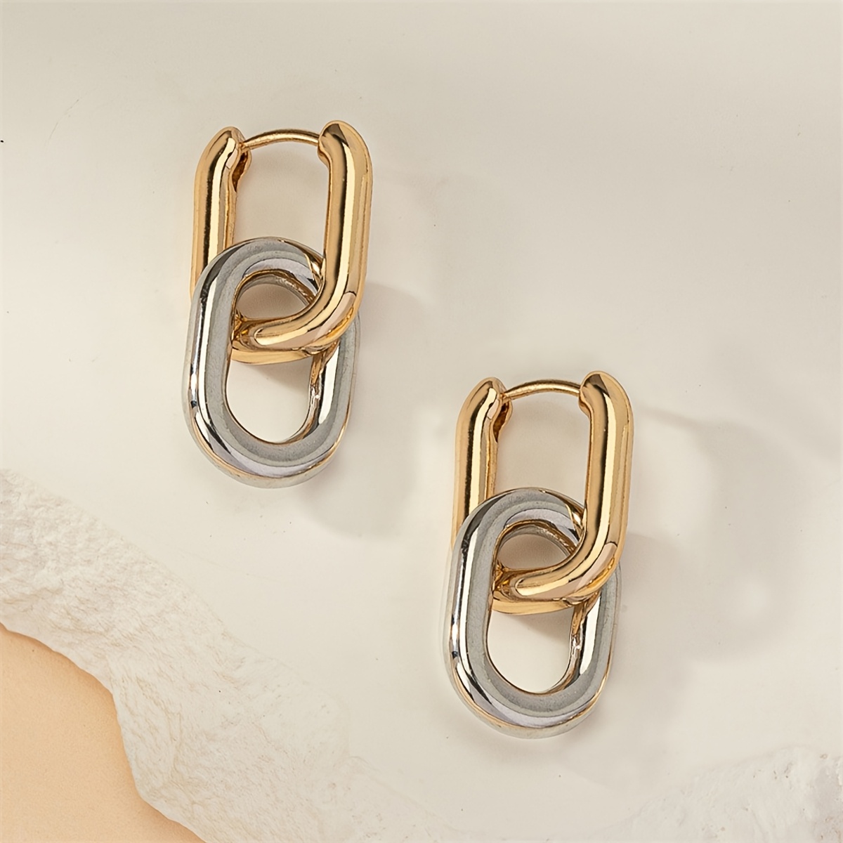 TEMU Stile e americano a forma di U, design minimalista a con colori , con due orecchini e chiusure a