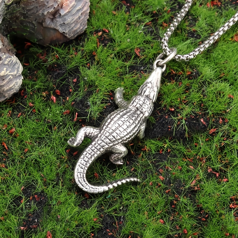 TEMU A Retro And Creative Crocodile-shaped Men's Fashionable And Unique Pendant Necklace