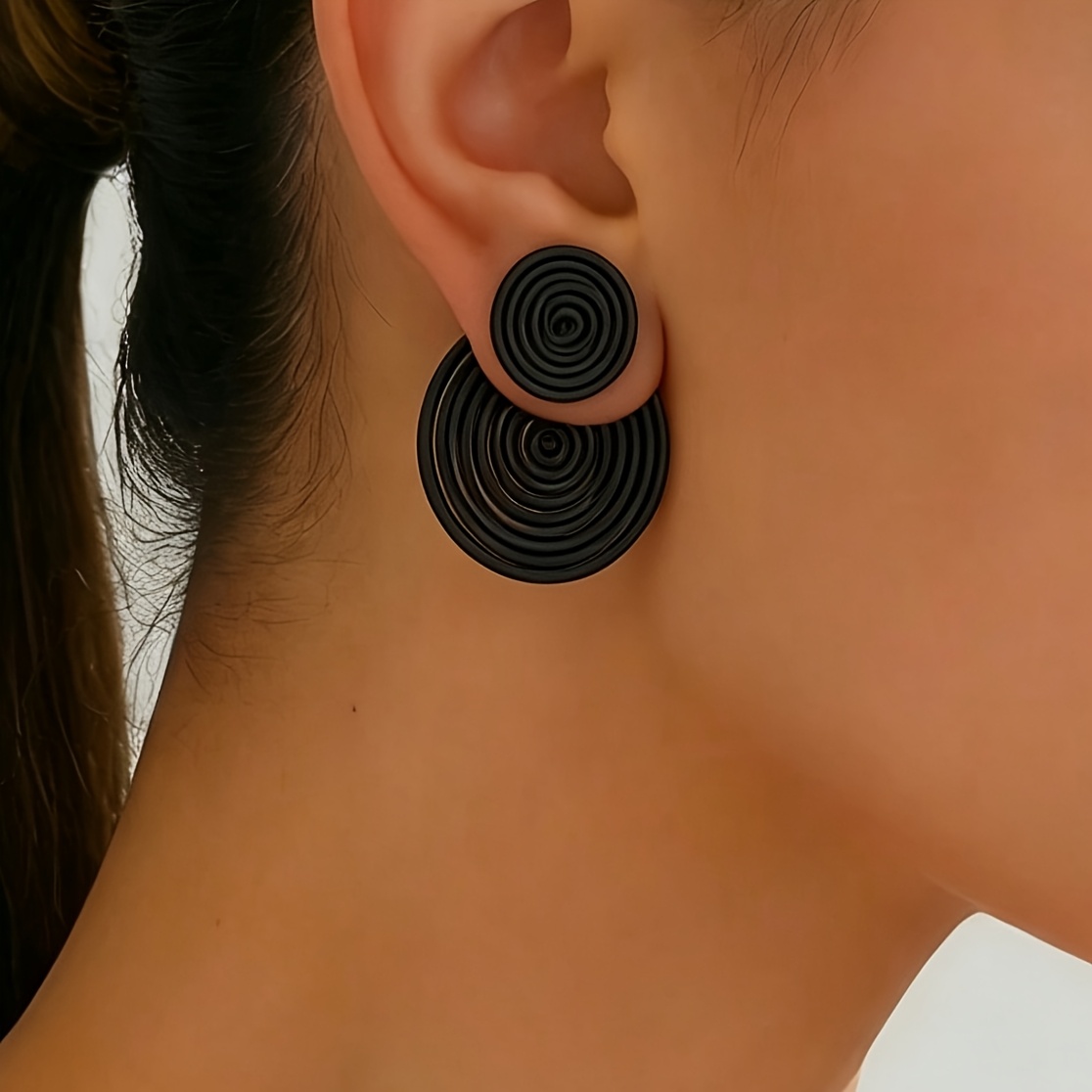 TEMU A Pair Of Women's Fashionable Ear Studs Featuring A Spiral Pattern With Of Large And Small Round Metal Surfaces. Designed For Front And Back