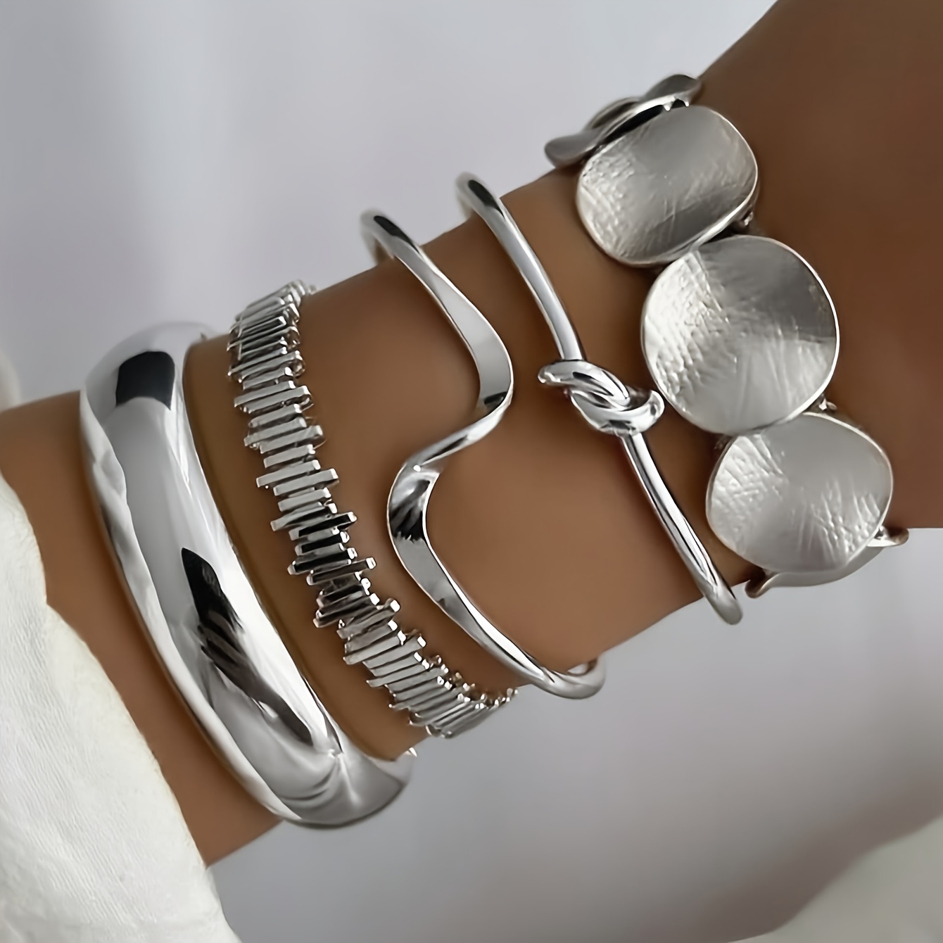 TEMU 5/10pcs Women's Fashion Bracelet Set, Vintage-style Round Disc Wrapped Knotted Irregular Wide Wave Bracelets, Suitable For Women's Vacations,