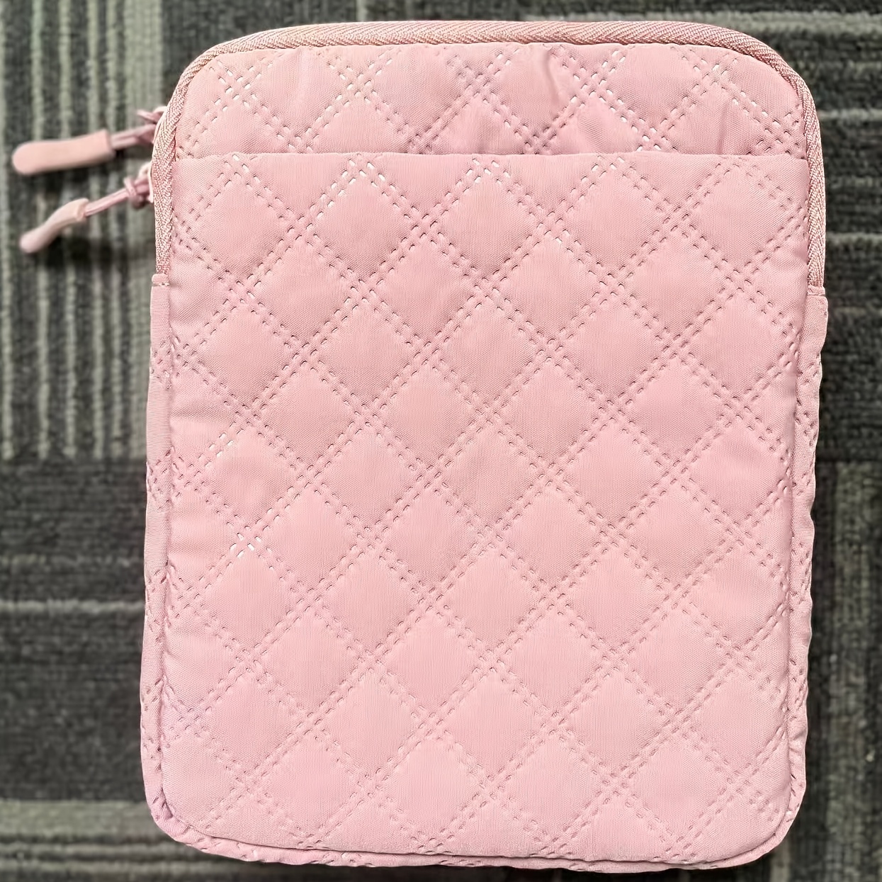 Compact Lightweight Protective Case for 7-inch E-Reader