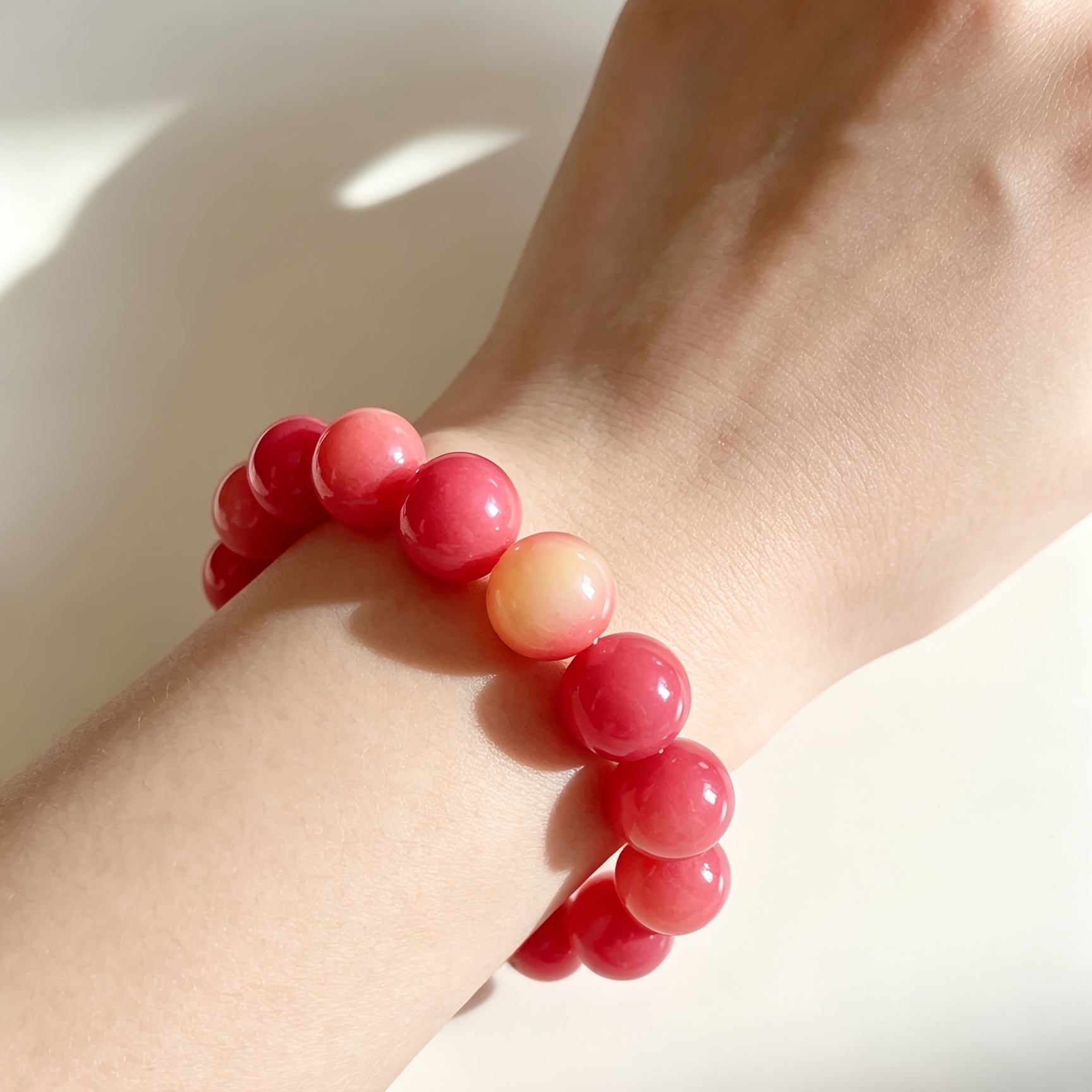 Natural Bodhi Bead Bracelet, Gradient Cherry Red