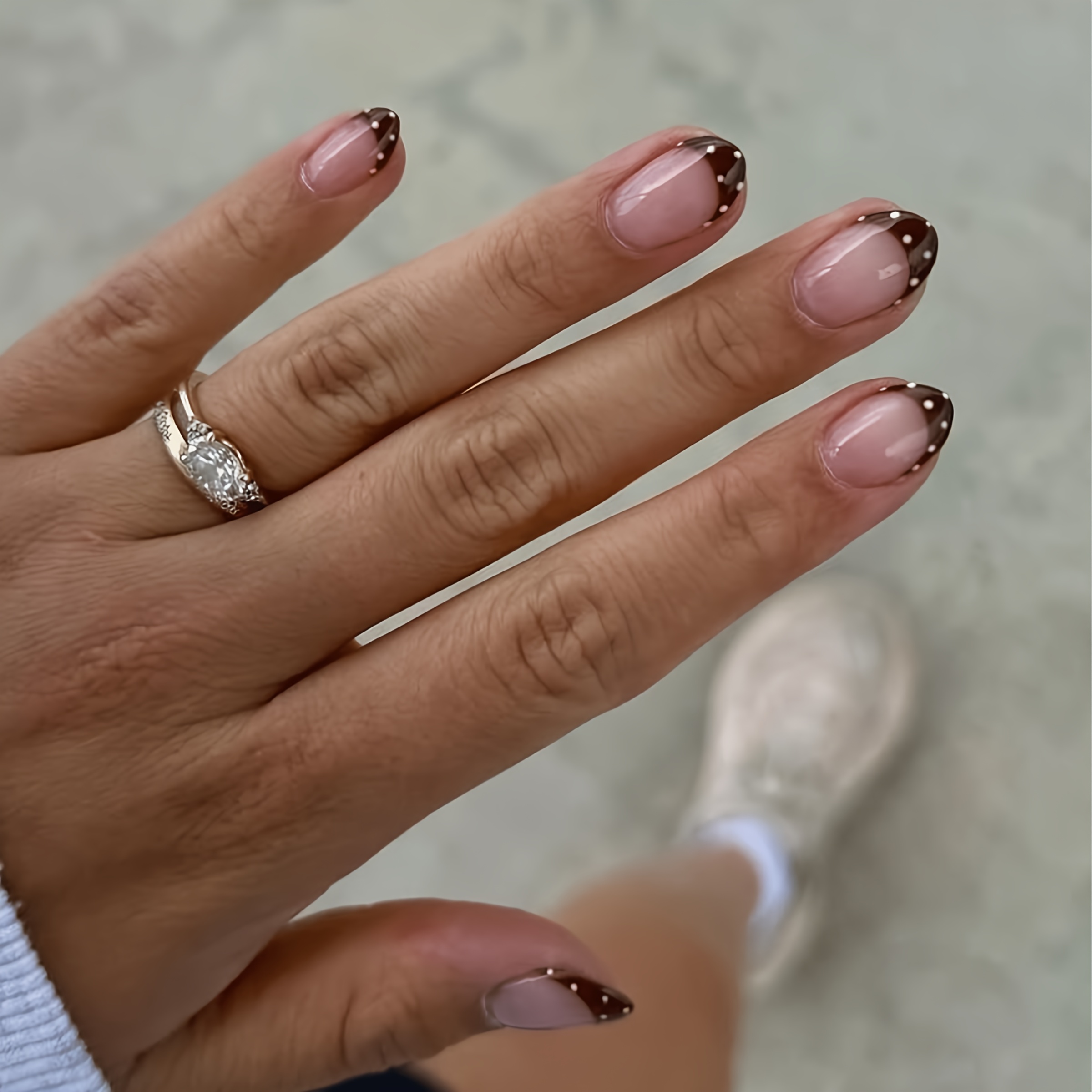 TEMU 24pcs On Nails White Polka Dots Nails Press On Short False Nails Fake Nails Almond Shape Press On Nails Manicure Set Includes 1sheet Adhesive
