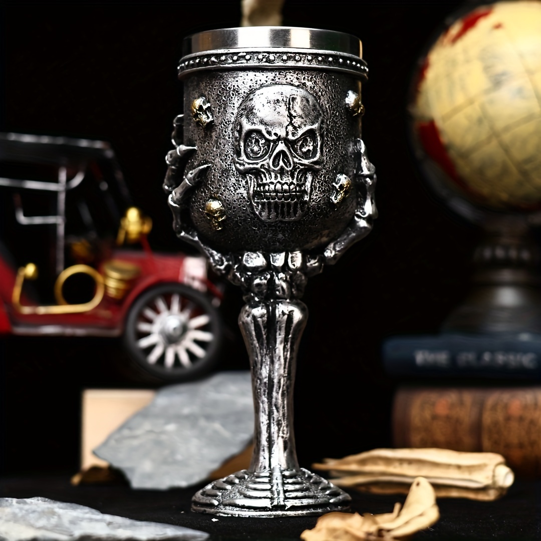 2024 new halloween gift skull wine glass red wine glass skull ghost hand goblet stainless steel inner cocktail glass gothic wine glass christmas gift dark style home decoration wine glass details 5