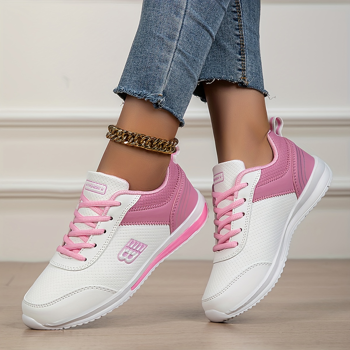 White Casual Sneakers for Women, Lightweight And Breathable, Affordable Running Shoes for Students, Comfortable for Daily Outings, Versatile Footwear., Women Shoes